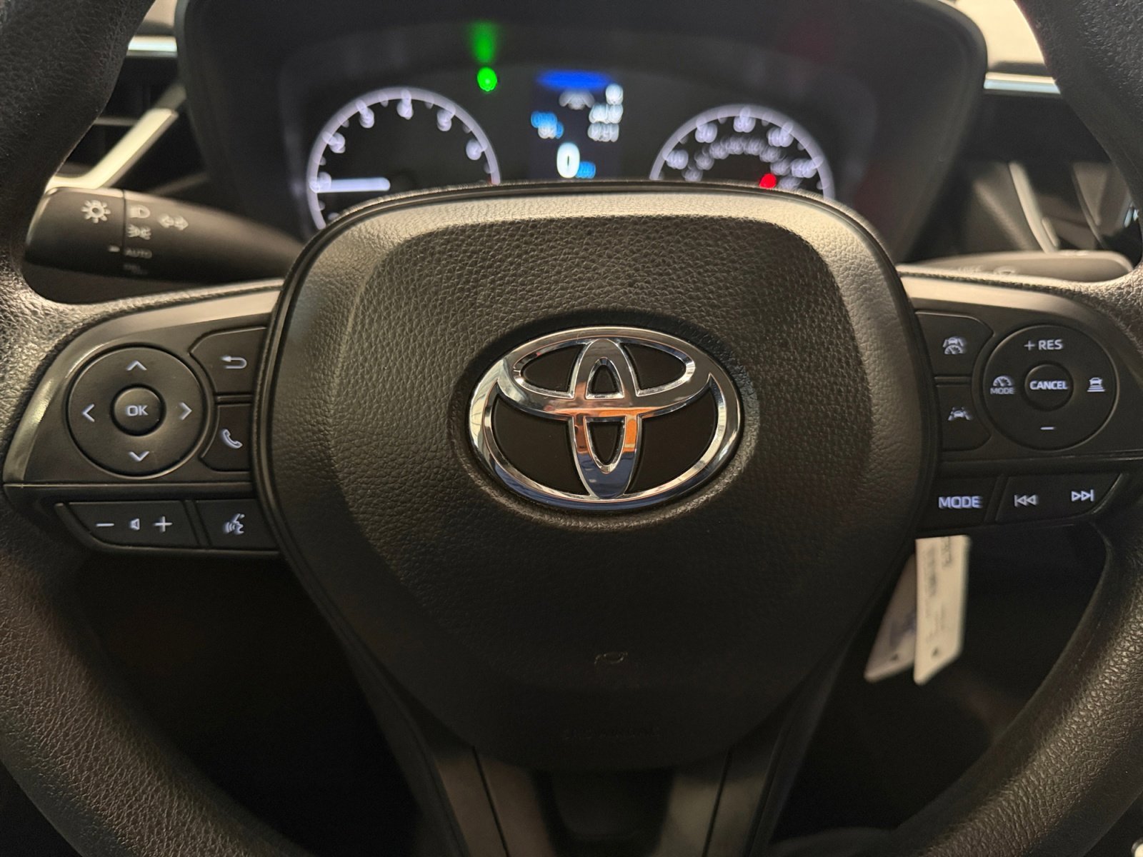 Used 2024 Classic Silver Metallic Toyota LE image 17