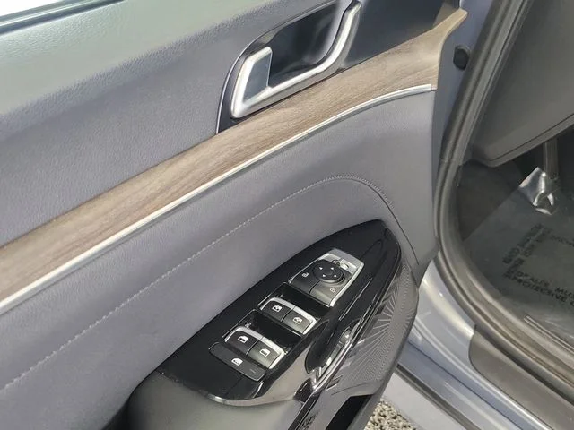 Certified Used 2023 Silver Kia EX image 7