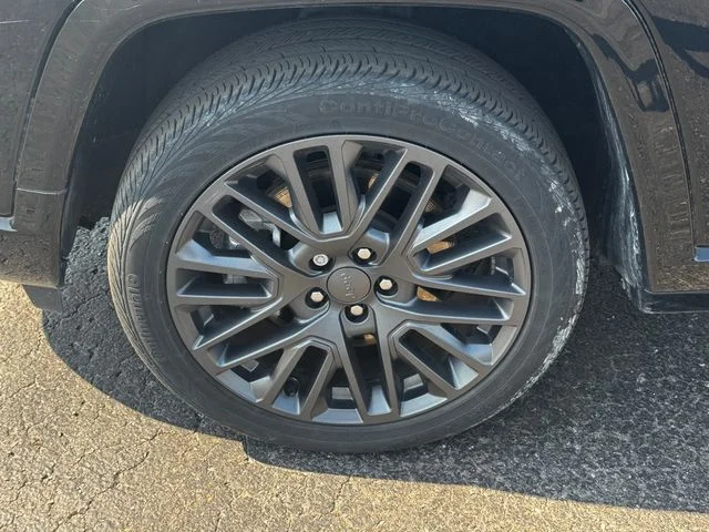 Certified Used 2023 Black Jeep Limited image 10