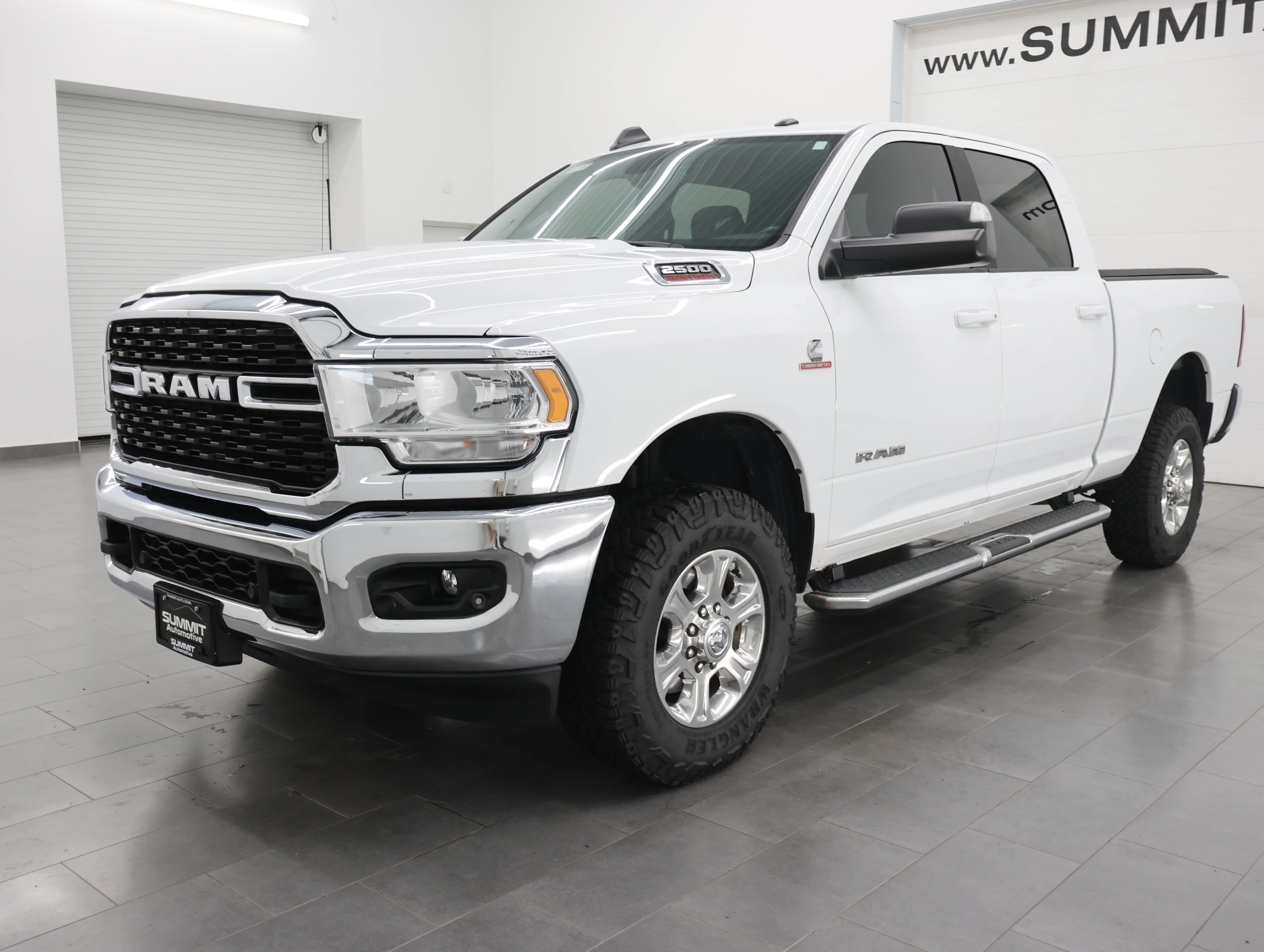 Used 2022 Bright White Clearcoat Ram Big Horn image 7