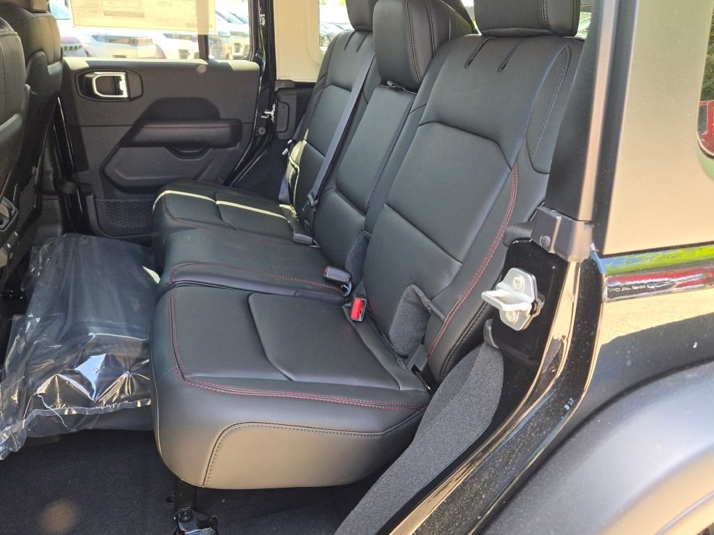 New 2026 Black Clearcoat Jeep Rubicon image 19