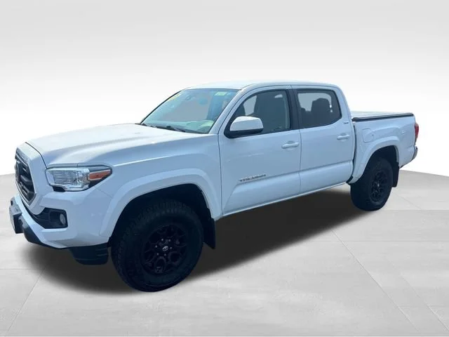 Used 2019 White Toyota SR5 V6 image 1