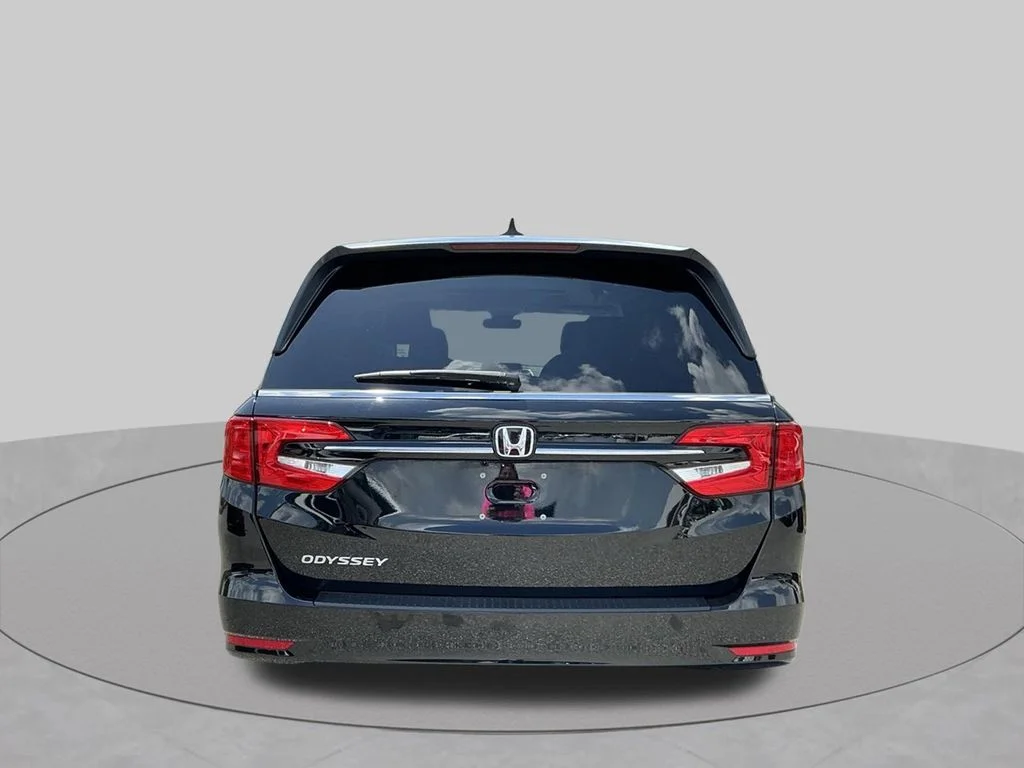 Used 2024  Honda EX-L image 10