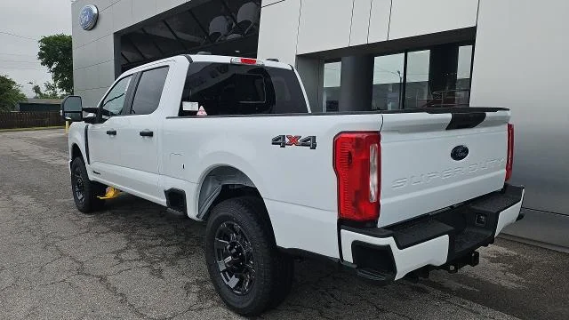 New 2026 Oxford White Ford XL 4WD image 19