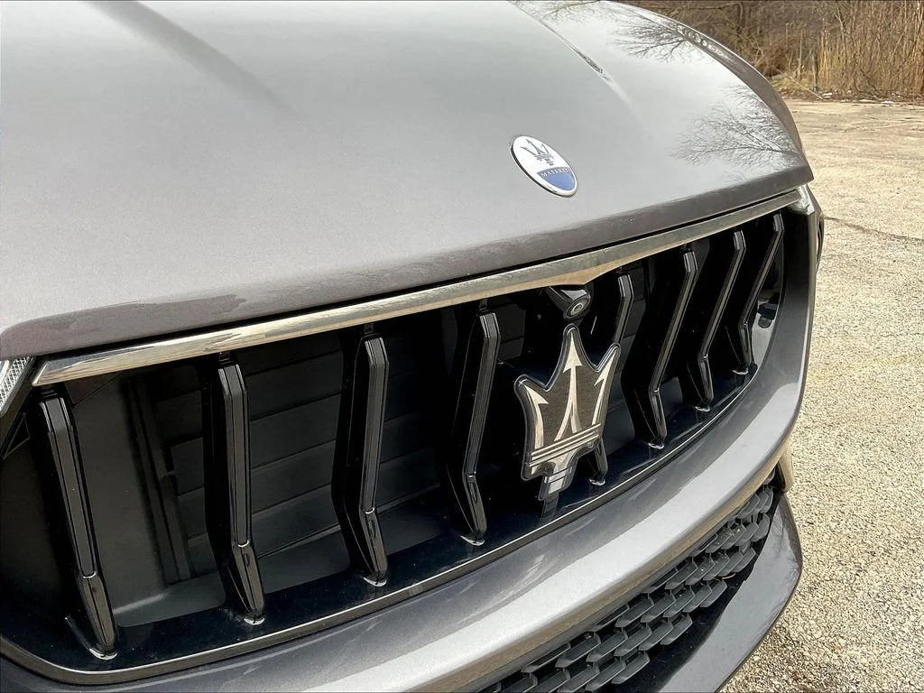 Used 2022 Grigio Maratea Metallic Maserati Modena image 32