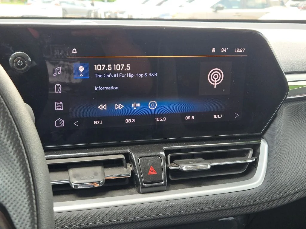 Used 2025 White Chevrolet LT image 24