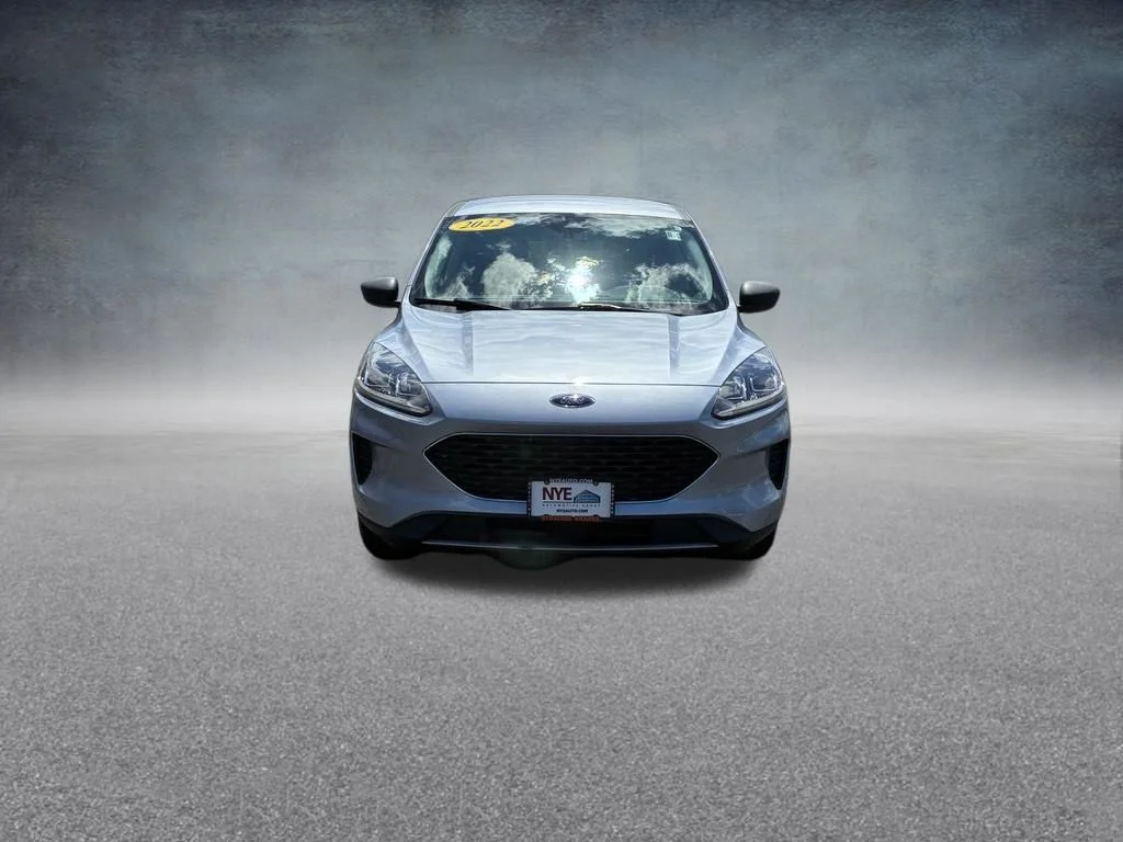 Used 2022 Blue Ford SE image 9