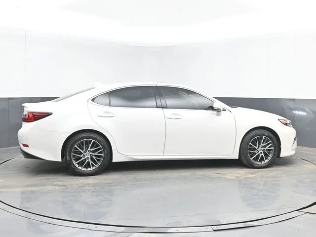 Used 2017 White Lexus 350 image 14