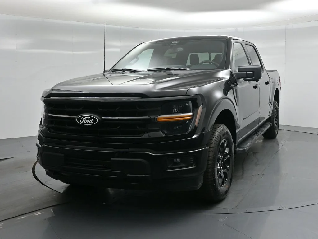 New 2026 Agate Black Metallic Ford XLT image 51