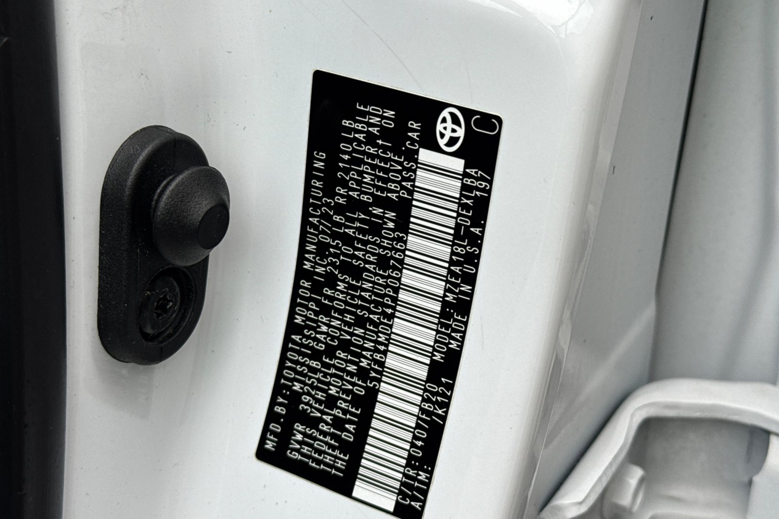 Used 2023 White Toyota LE image 26