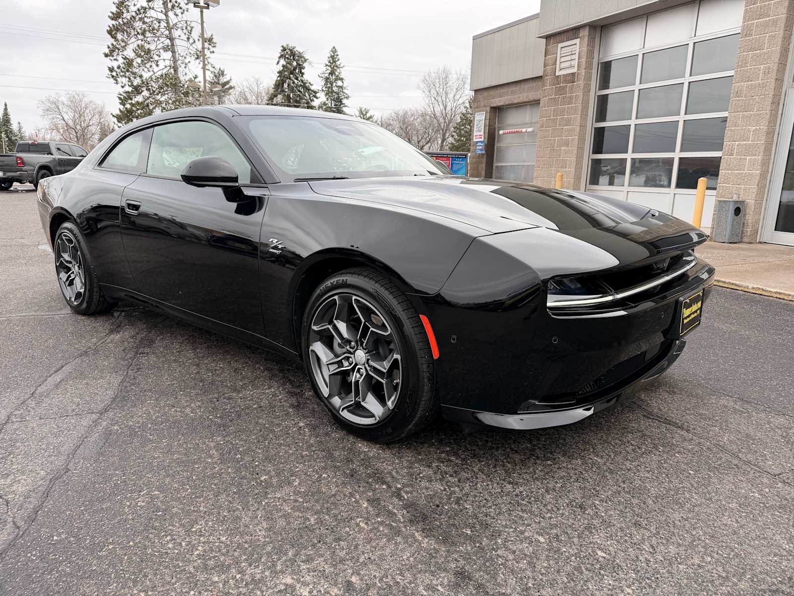 Diamond Black Crystal Pearlcoat 2024 Dodge Charger Daytona R/T AWD Coupe All-Wheel Drive