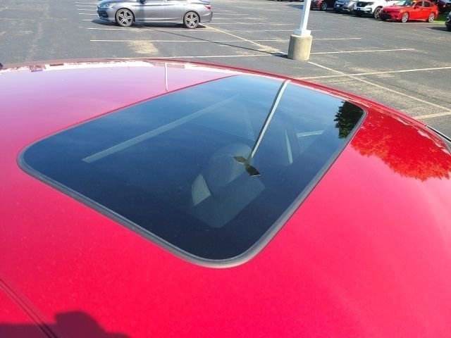 New 2026 Radiant Red Metallic Honda SE image 11