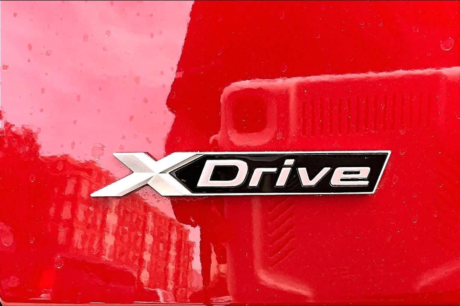 Used 2026 Vegas Red Metallic BMW 30 xDrive image 9