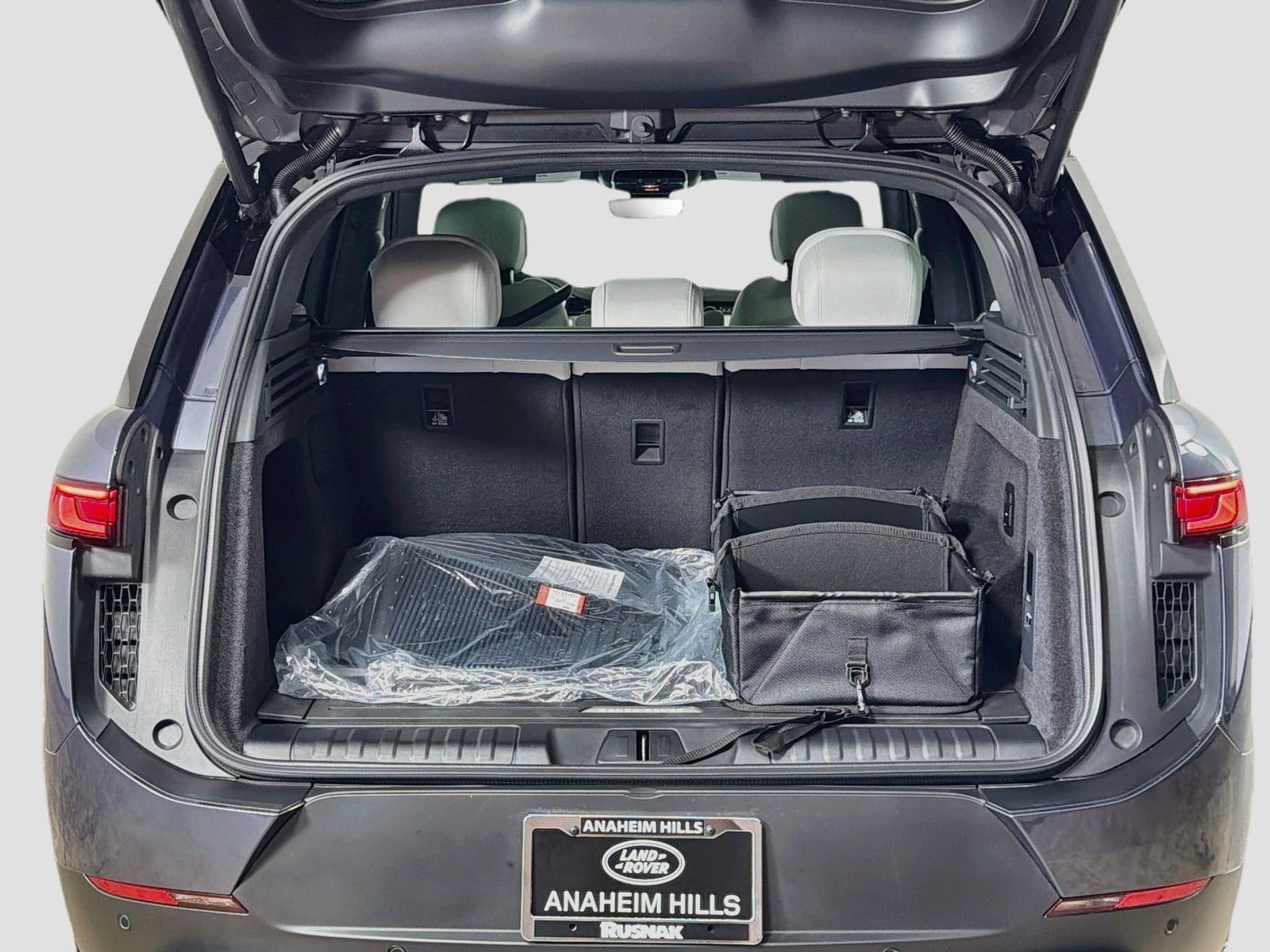 2026 Land Rover Range Rover Sport SE - Photo 29