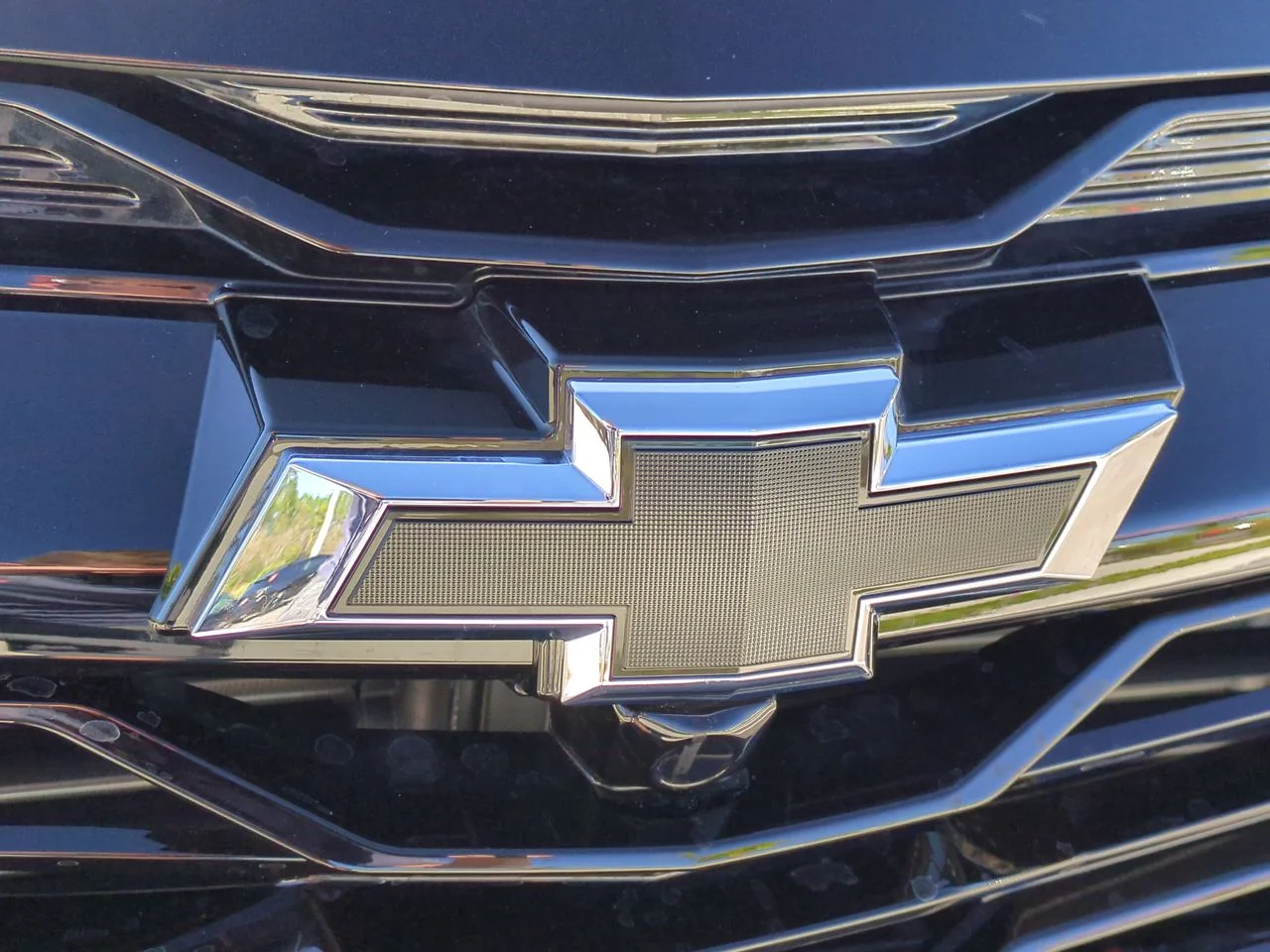 New 2026 Mosaic Black Metallic Chevrolet RS image 64