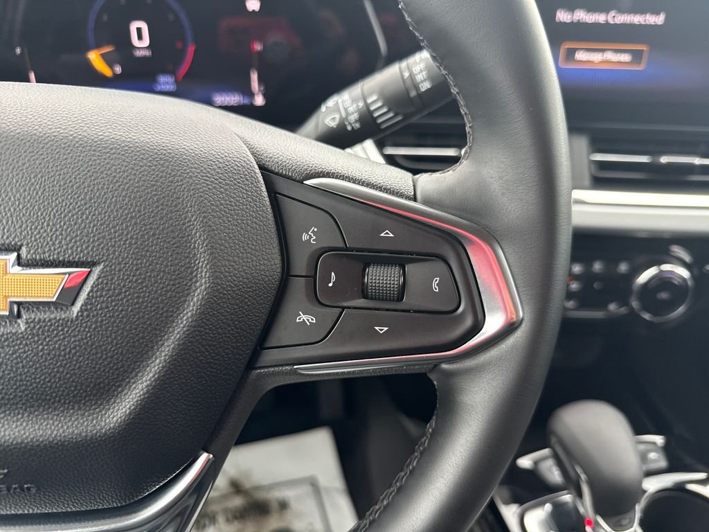 Used 2025 Black Chevrolet LT image 21