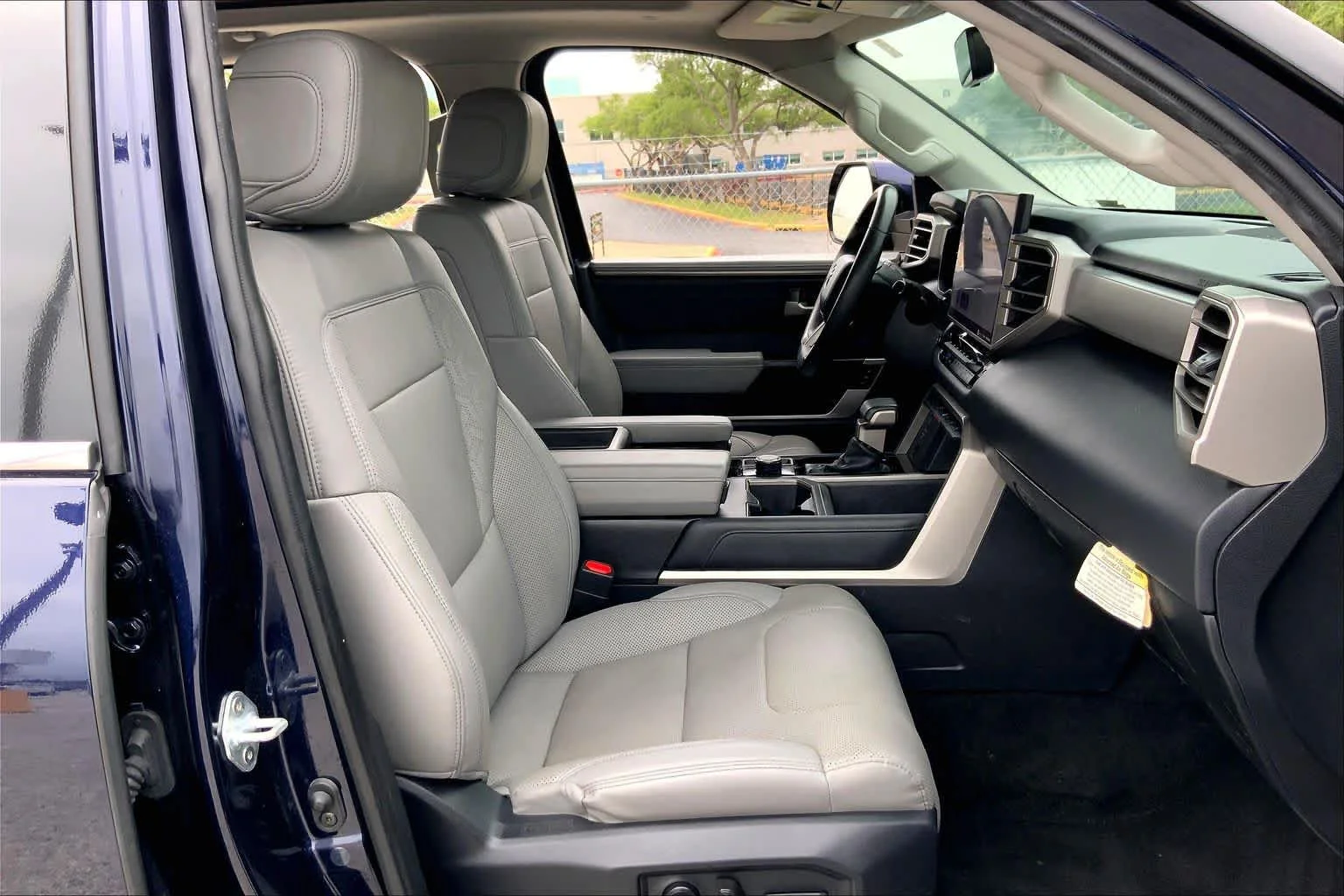 Used 2023 Blueprint Toyota Limited image 9