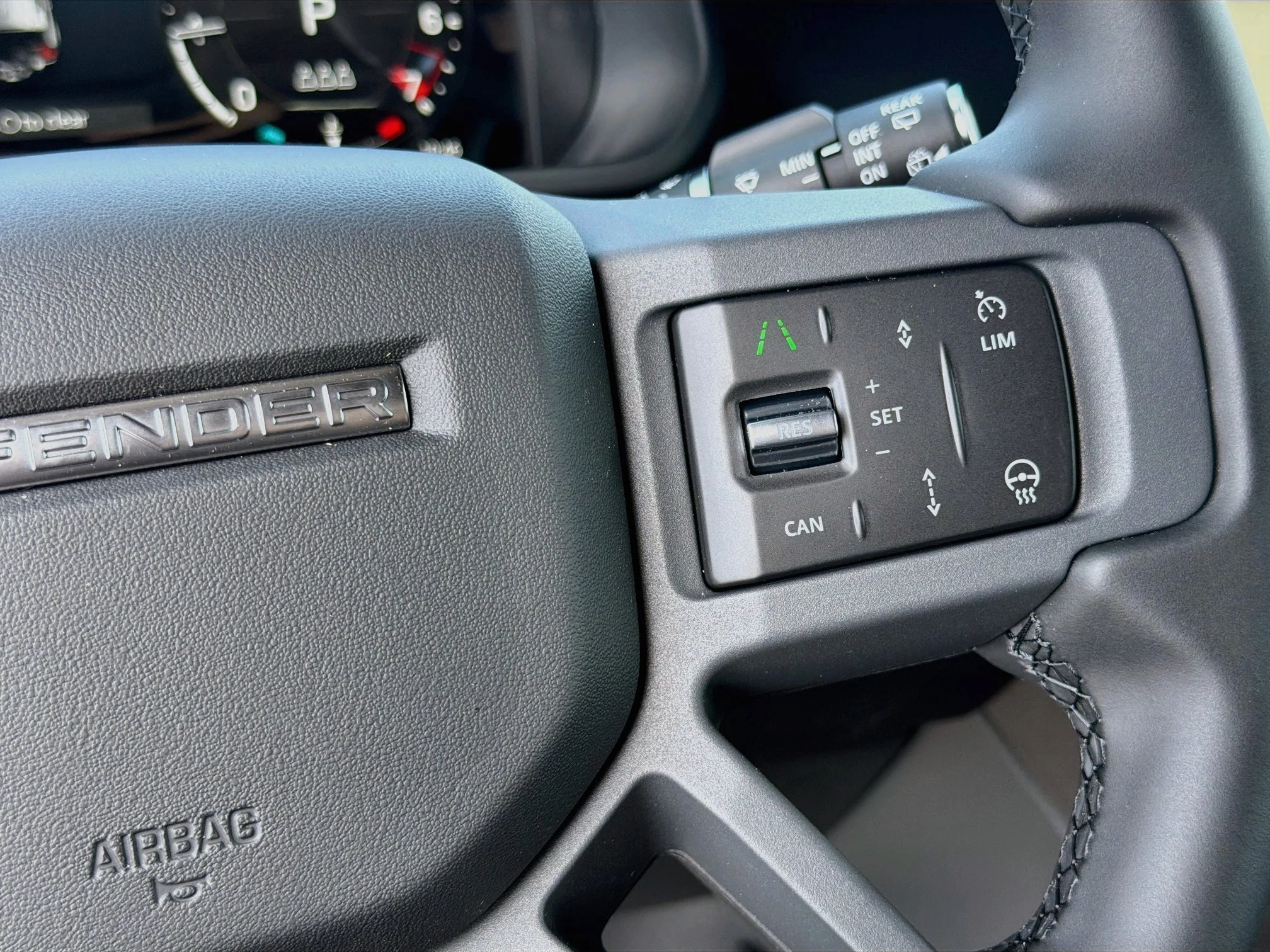 New 2026 Santorini Black Land Rover S image 38
