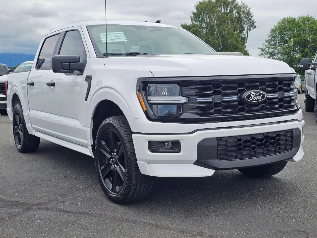 New 2026 Oxford White Ford STX® image 7