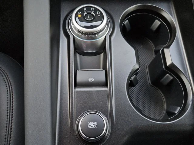 2026 Ford Explorer Active - Photo 15