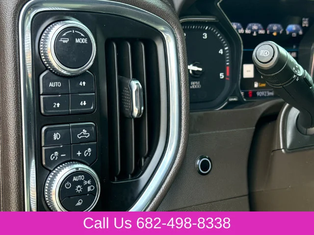 Used 2023 White GMC Denali image 24