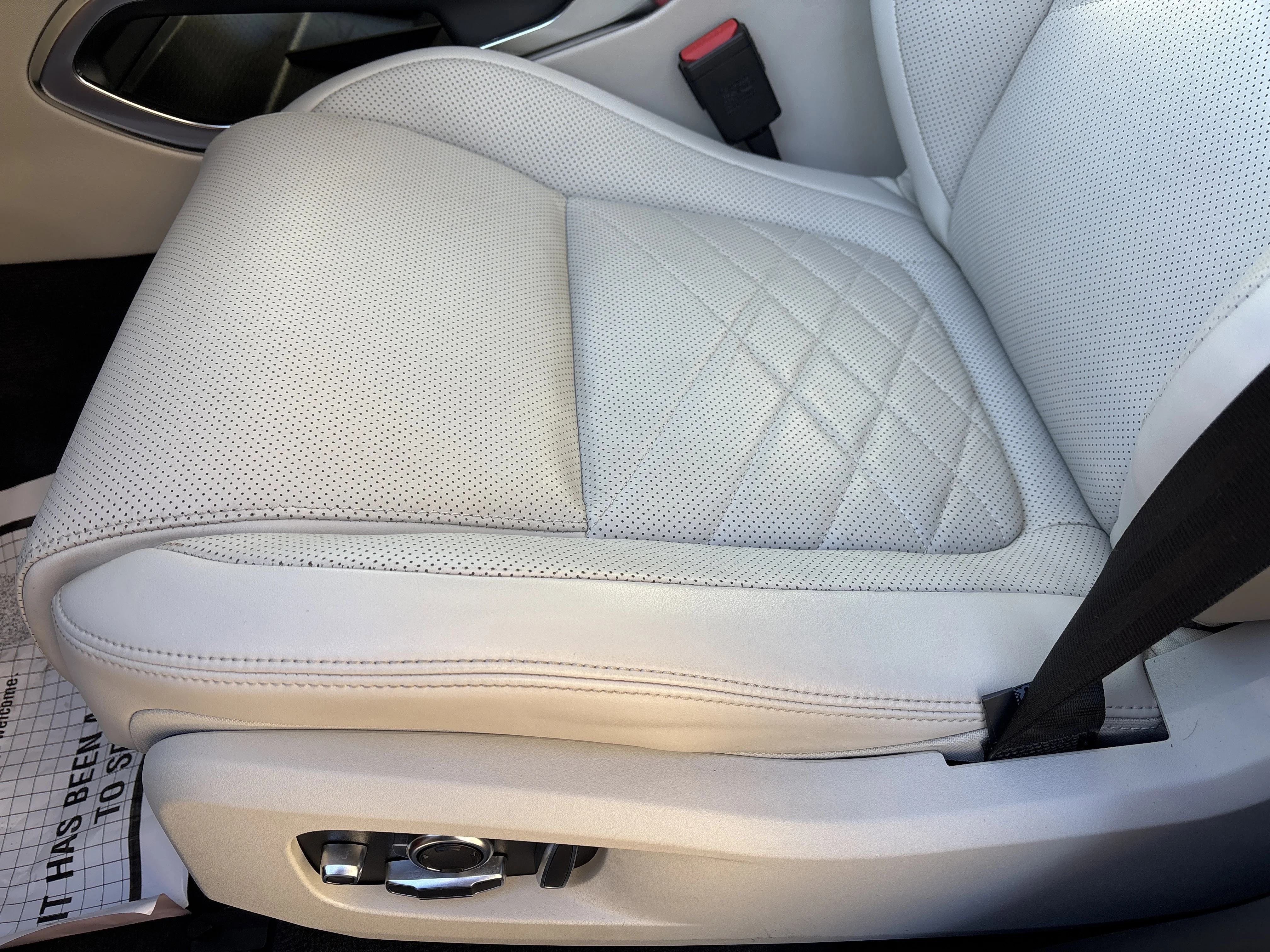 Used 2023 Red Jaguar S image 16