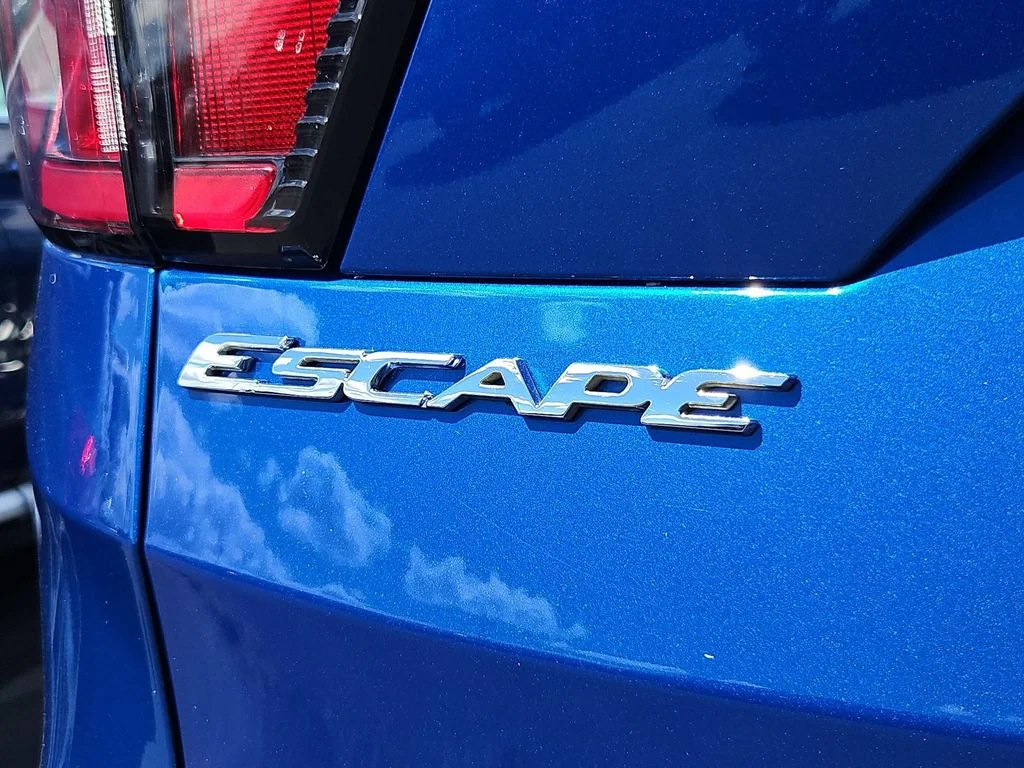 Used 2017 Lightning Blue Metallic Ford Titanium image 26