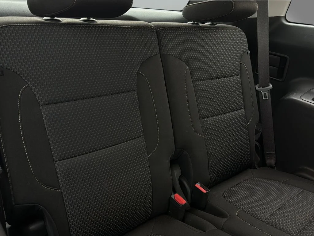 Used 2023 Black GMC SLE image 21