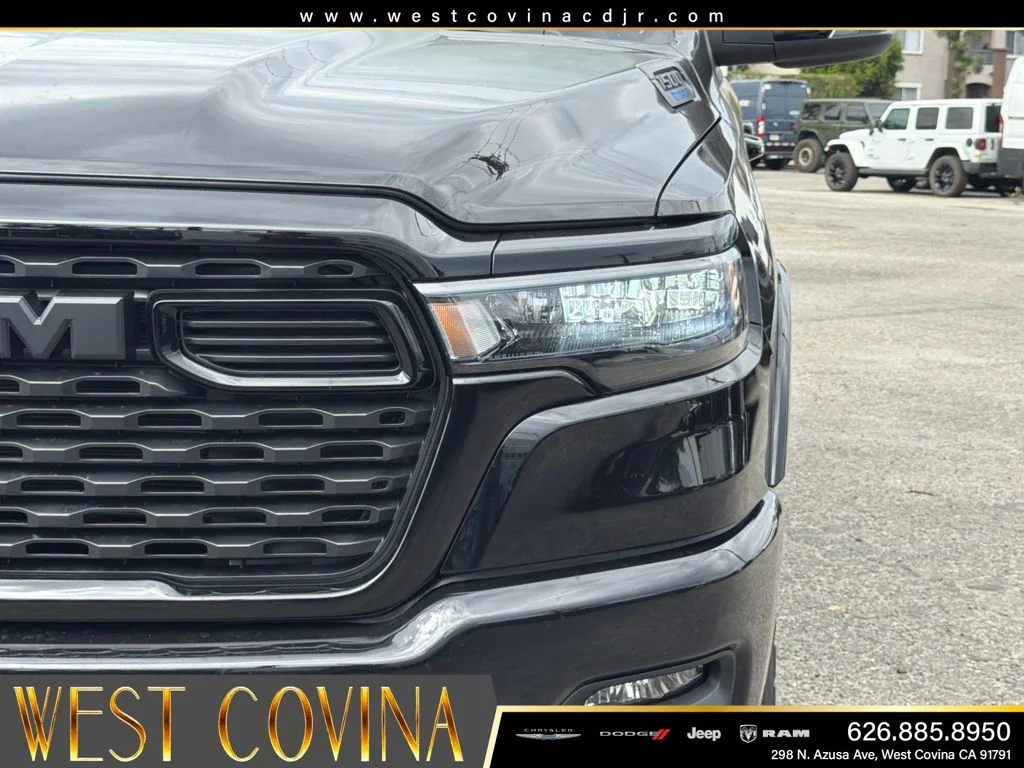 New 2026 Diamond Black Crystal Pearlcoat RAM Big Horn/Lone Star image 13