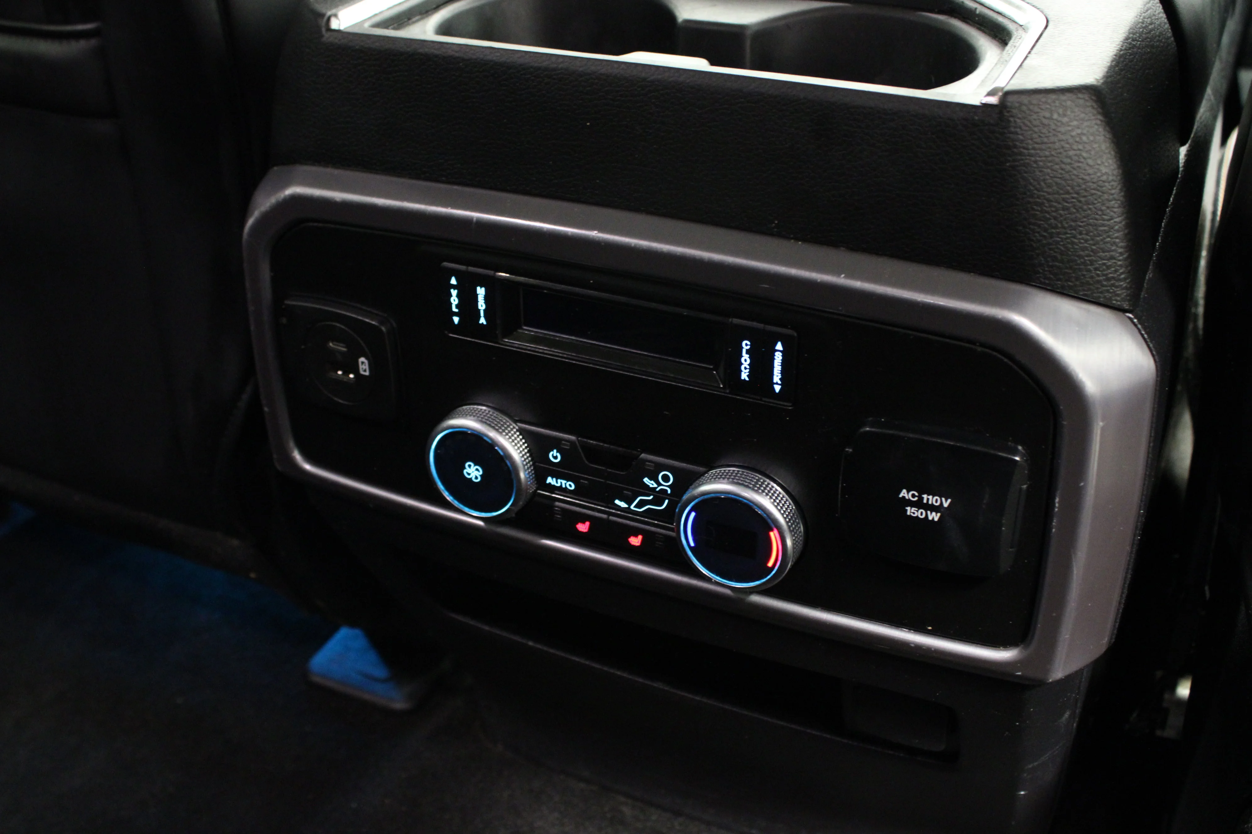 Used 2021 Star White Metallic Tri-Coat Ford Platinum image 17