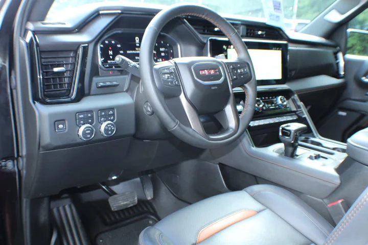 Certified Used 2024 Onyx Black GMC AT4 image 7