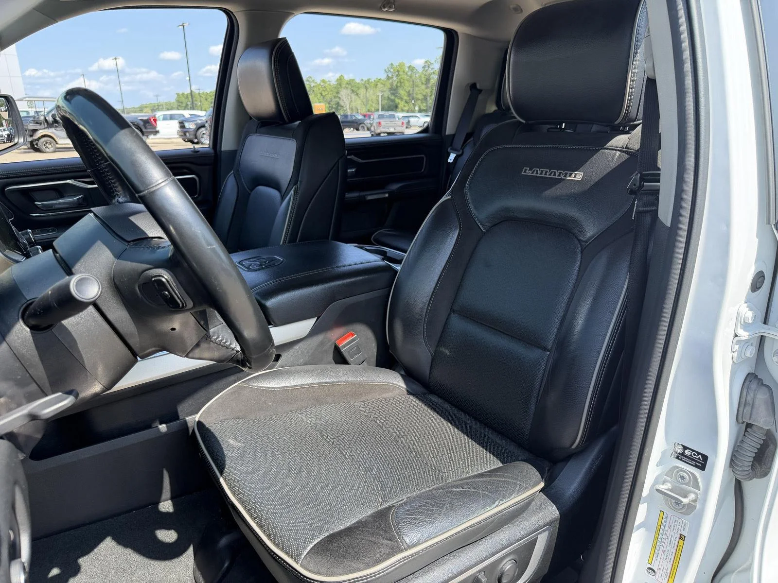 Used 2022 Bright White Clearcoat Ram Laramie image 17