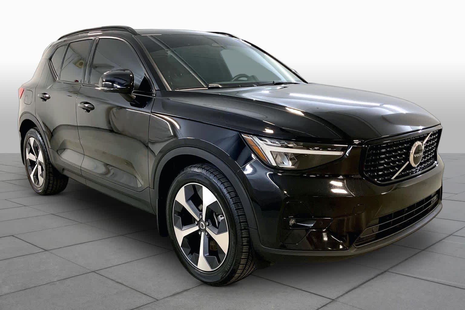 Used 2023 Volvo XC40 Plus with VIN YV4L12UWXP2982572 for sale in Kansas City