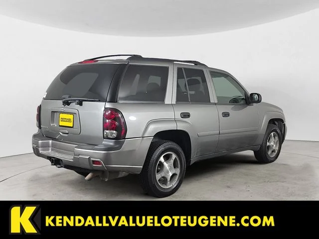 Used 2007 Gray Chevrolet LS image 5