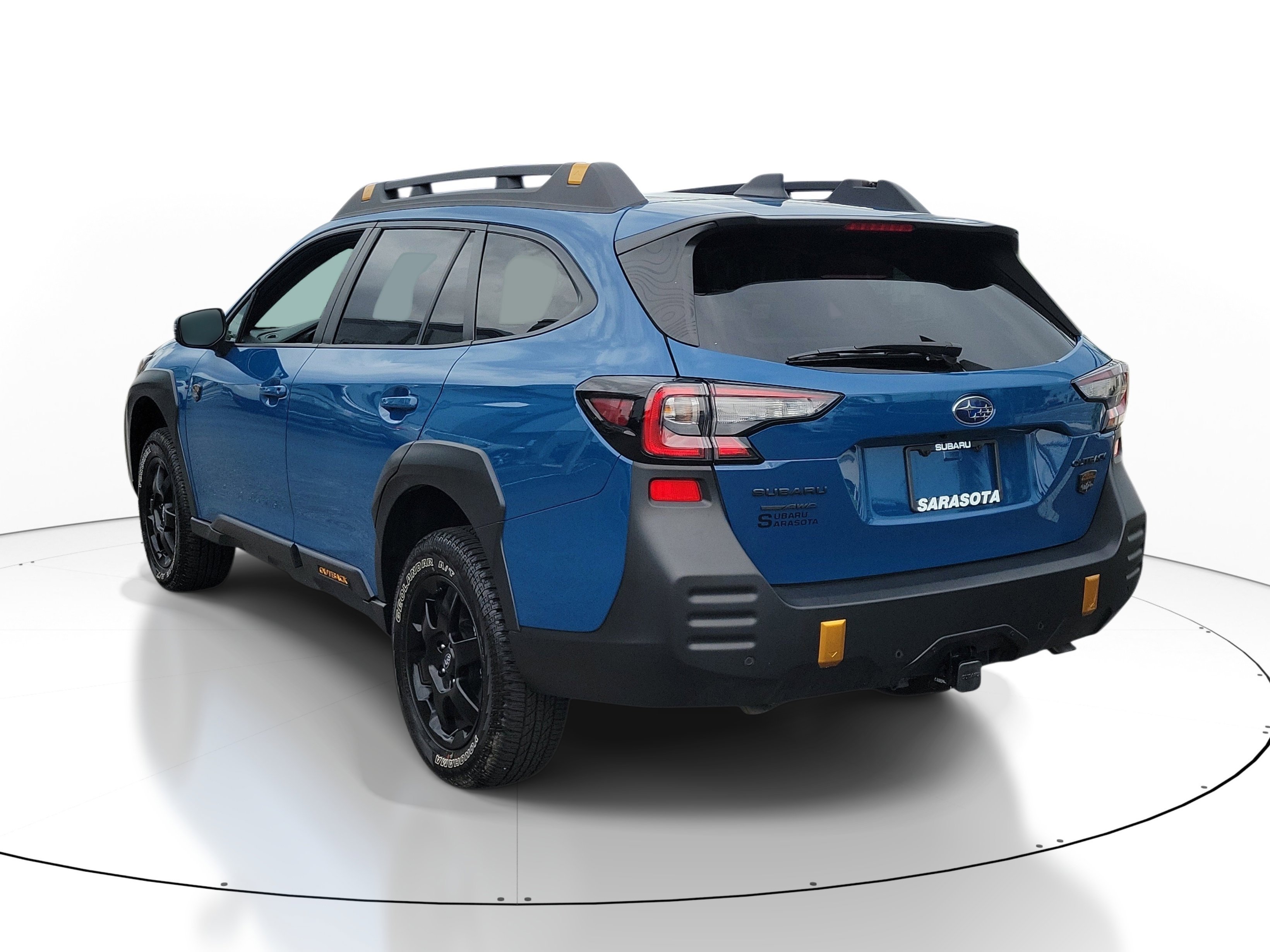 Used 2025 Geyser Blue Subaru Wilderness image 3