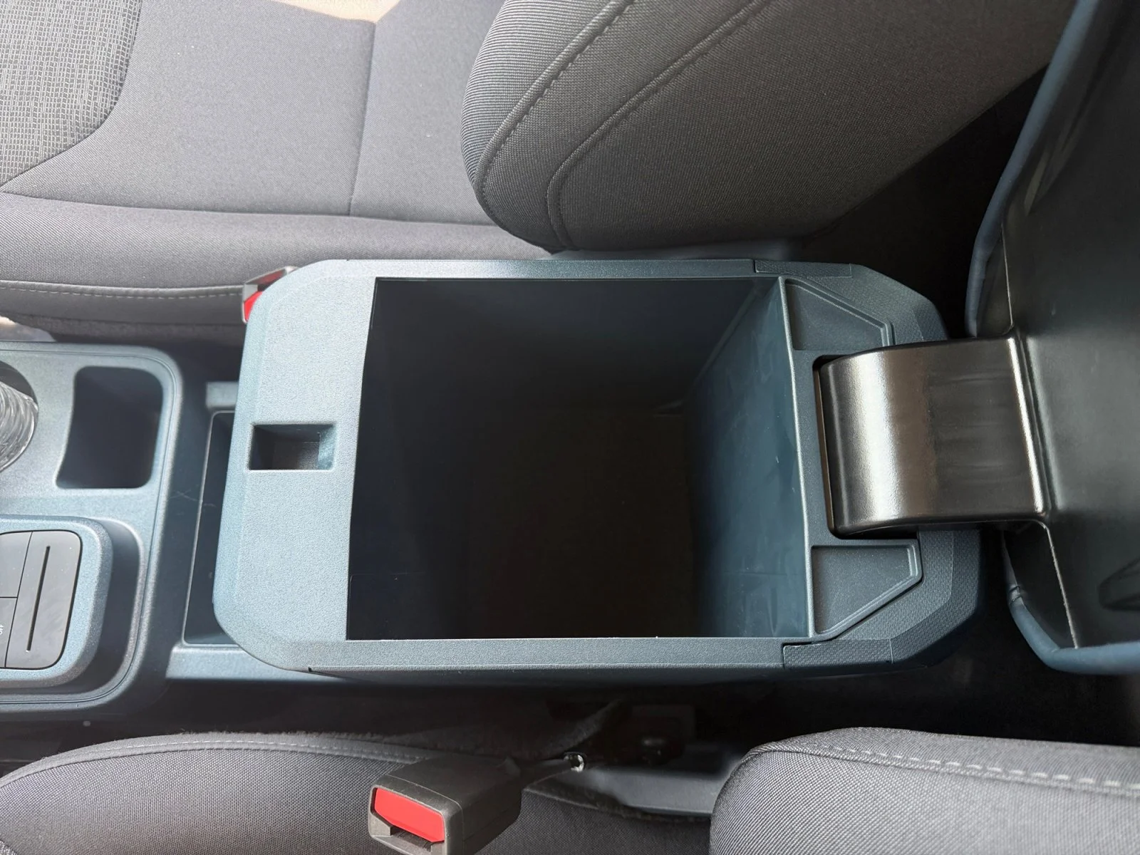 Used 2025 Blue Ford XL image 18