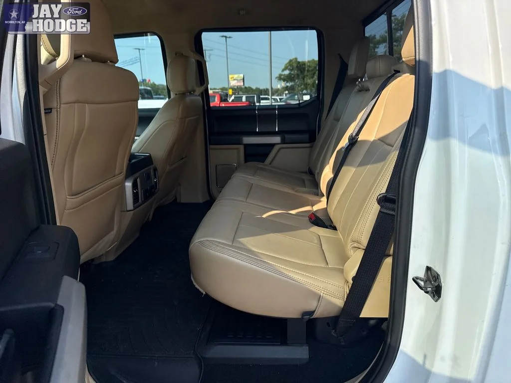 Used 2020 Oxford White Ford Lariat image 32