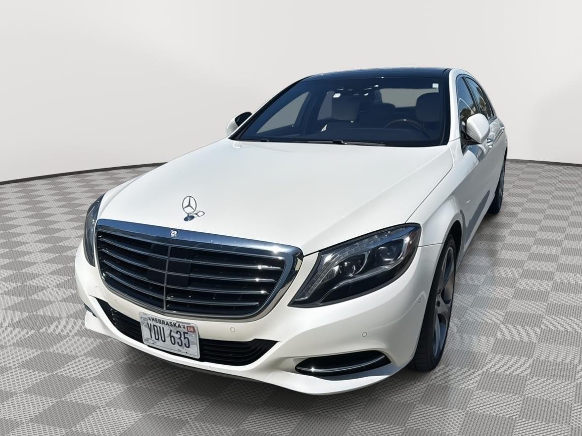 2015 Mercedes-Benz S-Class S550 4MATIC's photo