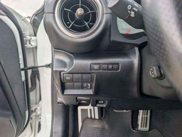 Used 2022 White Lexus 350 F SPORT image 11