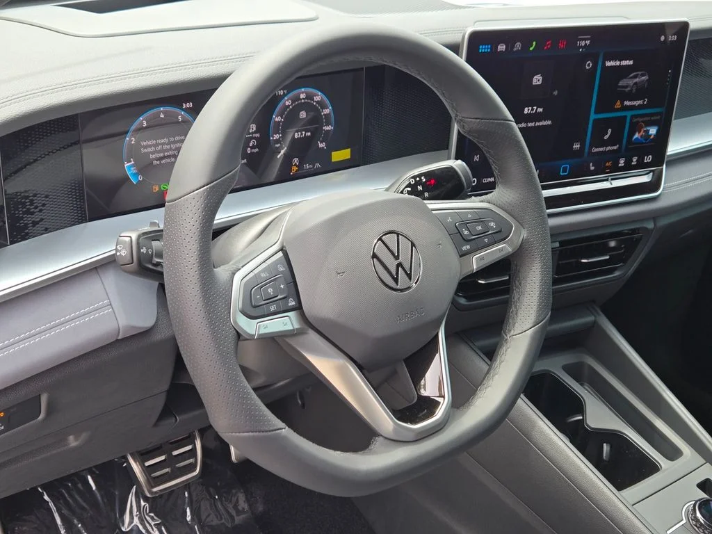 New 2026 White Volkswagen 2.0T SE R-Line Black image 11