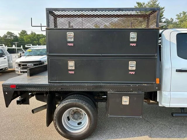 Used 2023 White Ford XL image 3