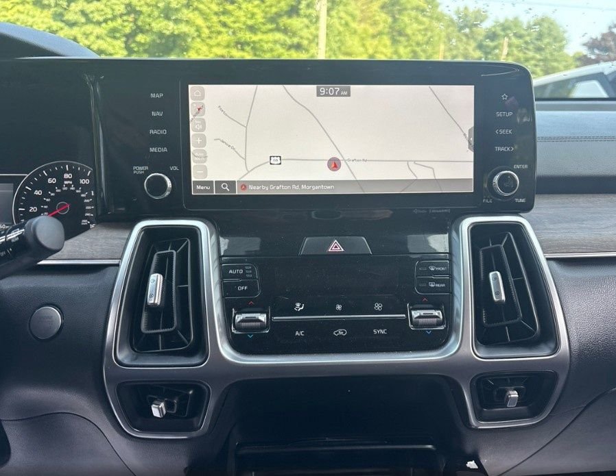 Used 2023 Black Kia X-Line EX image 12