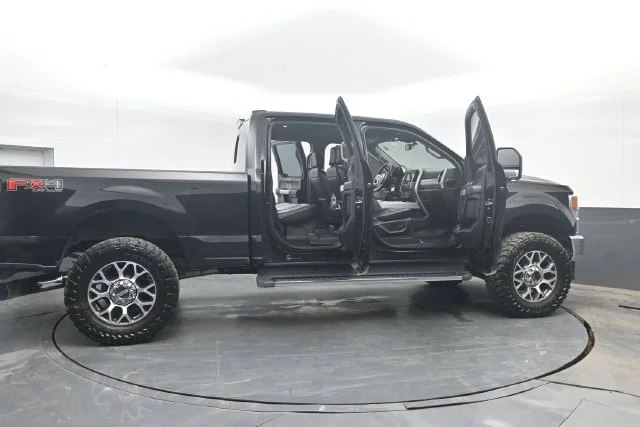 Used 2021 Black Ford Lariat image 49