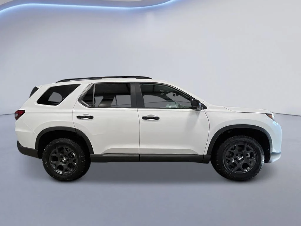 New 2026 Platinum White Pearl Honda TrailSport 3.5 image 8