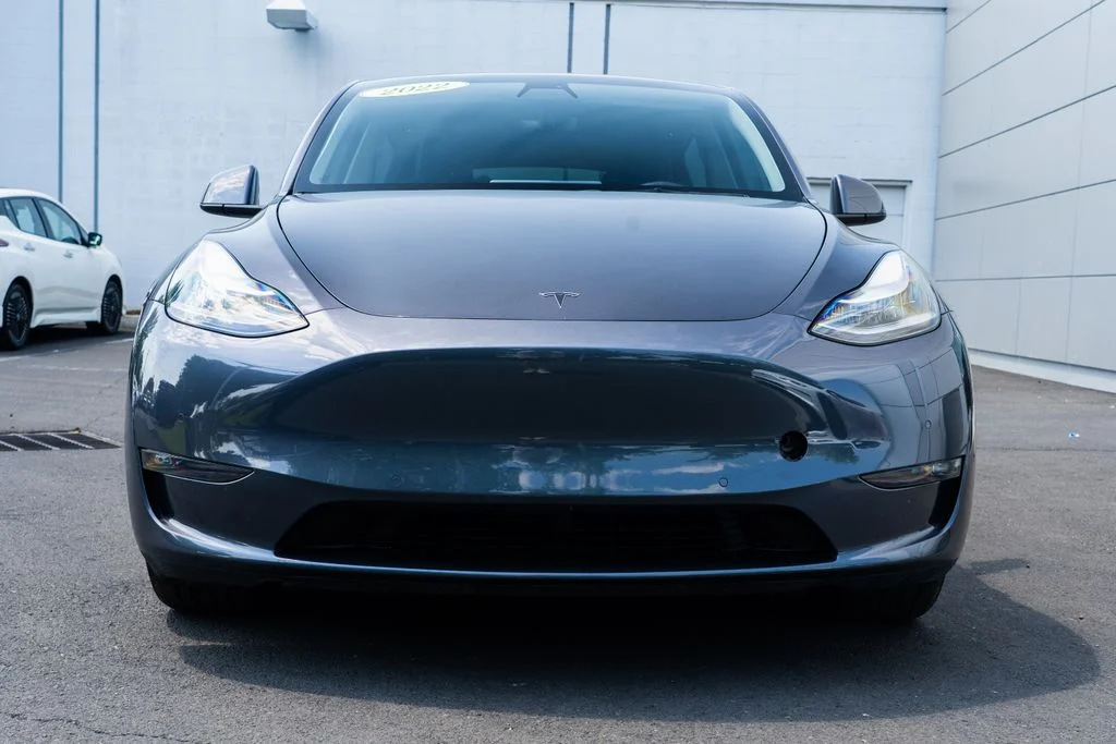Used 2022 Tesla Model Y Long Range with VIN 7SAYGAEEXNF410017 for sale in Beaverton, OR