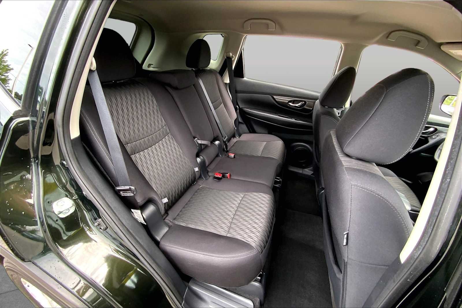 Used 2019 MIDNIGHT PINE M Nissan SV image 19