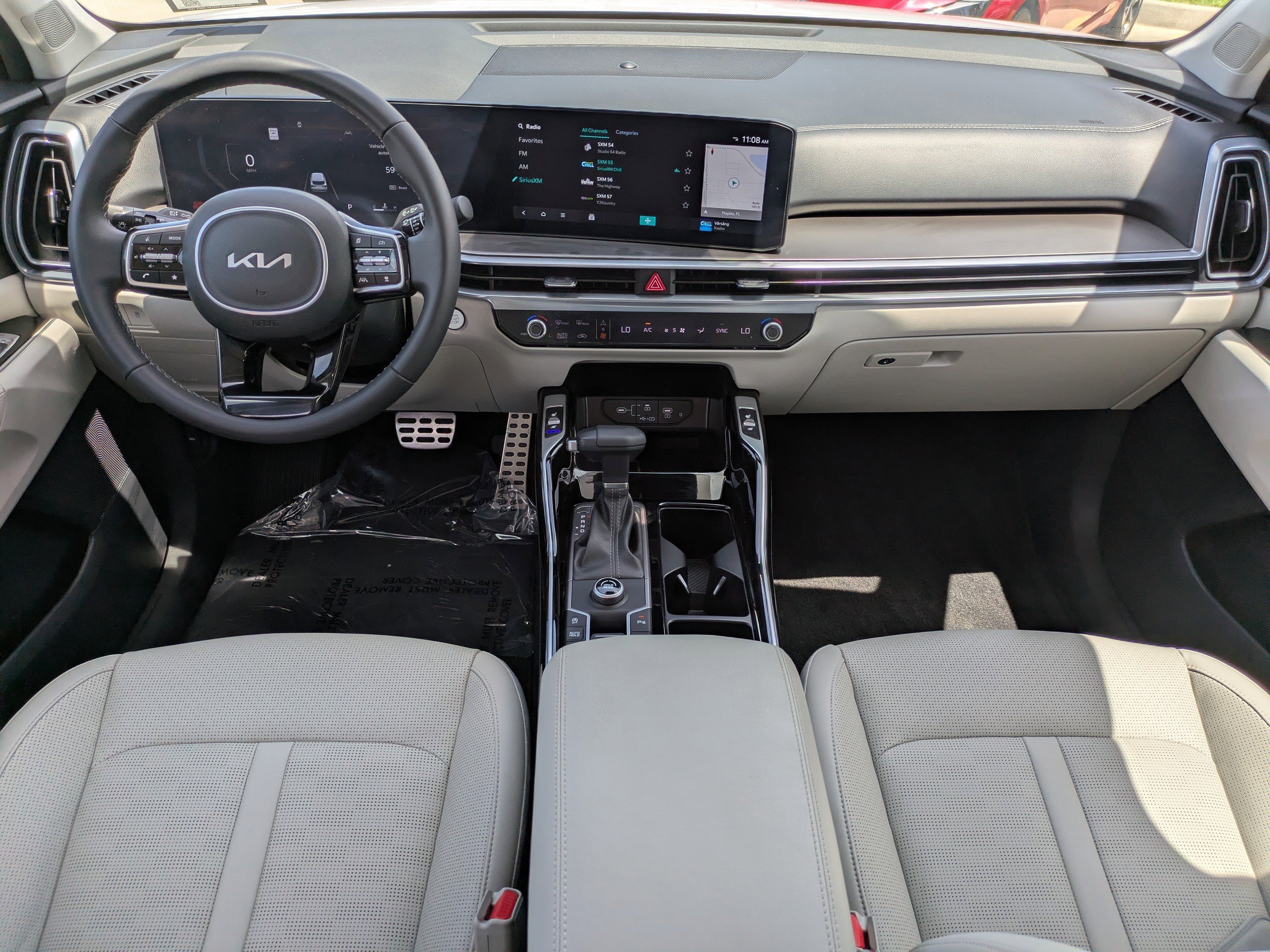 2025 Kia Sorento SX - Photo 15