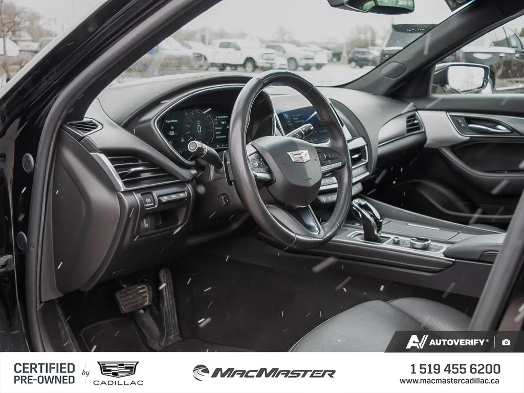 Certified Used 2022  Cadillac Premium Luxury image 17