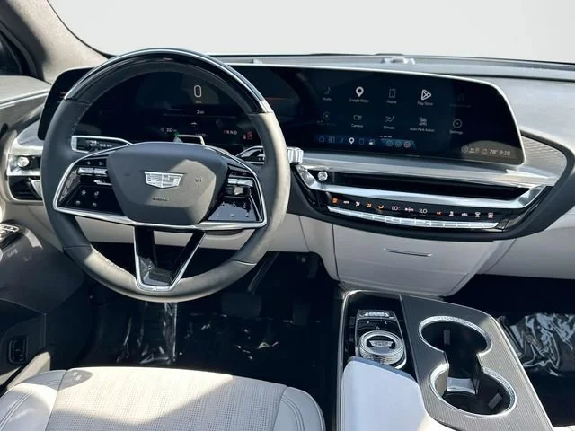 Used 2024 Cadillac LYRIQ Luxury 2 with VIN 1GYKPRRL0RZ126951 for sale in Bethesda, MD