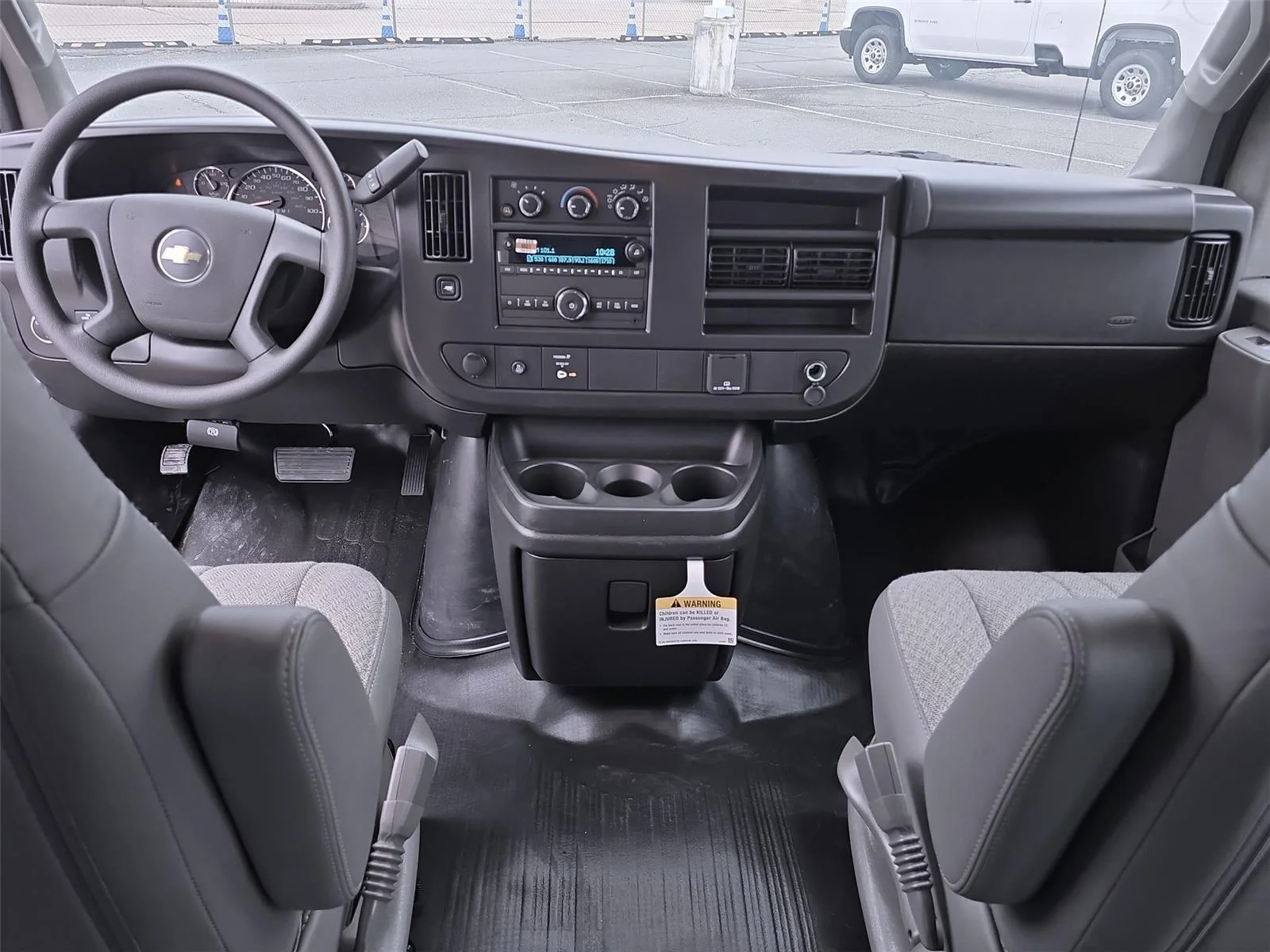 2026 Chevrolet Express Cargo Work Van - Photo 18